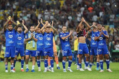 Rio de Janeiro, Brezilya, 23 Haziran 2022. Cruzeiro takımının futbol oyuncuları, fluminense vs. Cruzeiro Brezilya Kupası için Maracan Stadyumu 'nda maç yapıyor..