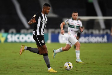 Rio de Janeiro, Brezilya, 17 Eylül 2022. Botafogo takımından futbolcu Junior Santos, Botafogo x Coritiba maçında Brezilya şampiyonası için, Engenho Stadyumu 'nda.