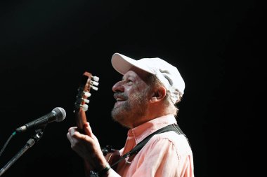 Rio de Janeiro, Brazil,January 28, 2023. Singer and violinist Joo Bosco, during a show at Qualistage, in the city of Rio de Janeiro