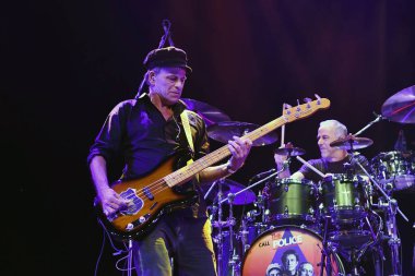 Rio de Janeiro, Brezilya, 4 Mart 2023. Bas gitarist Rodrigo Santos, Call The Police grubunun Rio de Janeiro 'daki Qualistage konserinde.