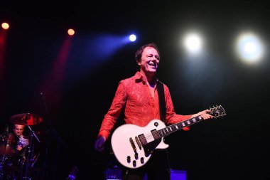 Rio de Janeiro, Brezilya, 14 Nisan 2023. Avustralyalı alternatif rock grubu Hoodoo Gurus, Rio de Janeiro 'daki Qualistage' da bir gösteri sırasında.