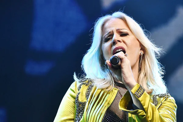 stock image Rio de Janeiro, Brazil, June 3, 2023. Singer Paula Toller, during her show at Qualistage in the city of Rio de Janeiro.