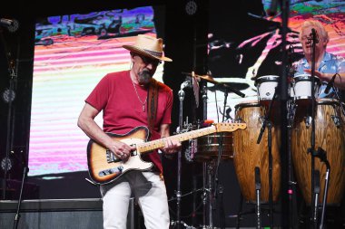 Rio de Janeiro, 6 Mayıs 2023. Gitarist Jack Sonni, Qualistage, Rio de Janeiro 'daki Dire Straits grubunun turnuva gösterisi sırasında....