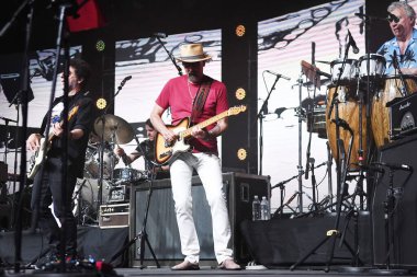 Rio de Janeiro, 6 Mayıs 2023. Gitarist Jack Sonni, Qualistage, Rio de Janeiro 'daki Dire Straits grubunun turnuva gösterisi sırasında....