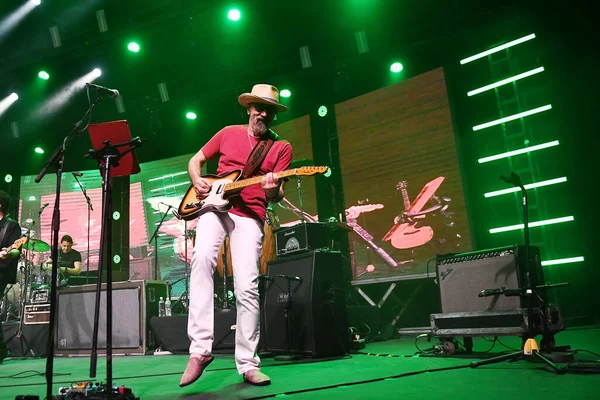 Rio de Janeiro, 6 Mayıs 2023. Gitarist Jack Sonni, Qualistage, Rio de Janeiro 'daki Dire Straits grubunun turnuva gösterisi sırasında....