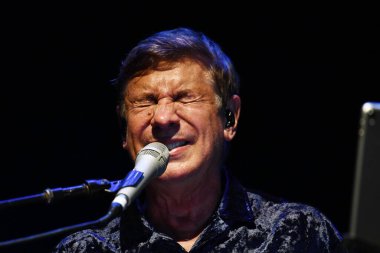 Rio de Janeiro, Brezilya, 28 Temmuz 2023. Şarkıcı ve klavyeci Flavio Venturini, Rio de Janeiro 'daki Qualistage' da bir gösteri sırasında.