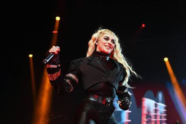 Rio de Janeiro, Brezilya, 27 Ekim 2023. Şarkıcı ve drag queen Pablo Vittar, Qualistage 'da bir gösteri sırasında, Rio de Janeiro şehrinde