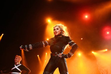 Rio de Janeiro, Brezilya, 27 Ekim 2023. Şarkıcı ve drag queen Pablo Vittar, Qualistage 'da bir gösteri sırasında, Rio de Janeiro şehrinde