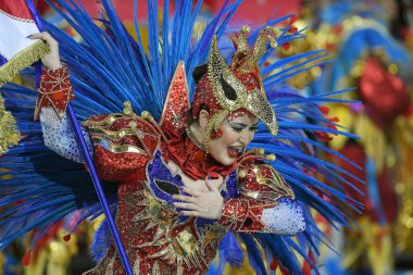 Rio de Janeiro, Brezilya, 19 Şubat 2023. Rio de Janeiro 'daki karnaval sırasında, Altın serisi samba okullarının geçit töreni.