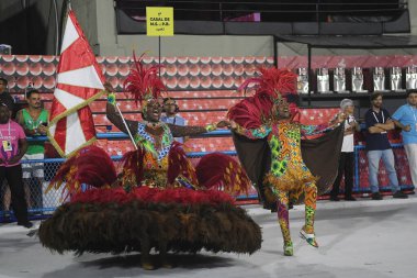 Rio de Janeiro, Brezilya, 22 Nisan 2022. Altın serisi samba okullarının geçit törenleri, Rio de Janeiro 'daki karnaval sırasında.