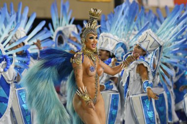 Rio de Janeiro, Brezilya, 22 Nisan 2022. Altın serisi samba okullarının geçit törenleri, Rio de Janeiro 'daki karnaval sırasında.