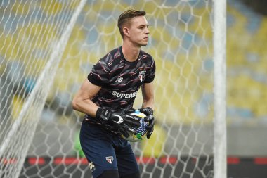 Rio de Janeiro, Brezilya, 17 Nisan 2024. So Paulo 'nun kalecisi Young. 2024 Brezilya Şampiyonası için Flamengo X So Paulo ile Maracan Stadyumu 'nda oynanan maç..