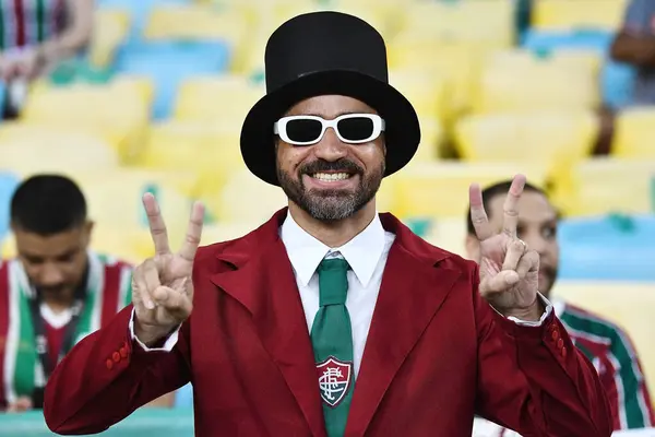 stock image Rio de Janeiro, Brazil, February 29, 2024. Fans of the Fluminense football team, during a football match against the LDU team, for the final of the Recopa Sudamericana 2024, at the Maracan stadium.