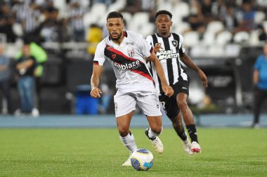 Rio de Janeiro, Brezilya, 18 Nisan 2024. Brezilya şampiyonası için Botafogo x Atltico-GO arasındaki futbol maçı, Nilton Santos Stadyumu 'nda..
