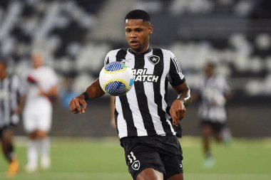 Rio de Janeiro, Brezilya, 18 Nisan 2024. Brezilya şampiyonası için Botafogo x Atltico-GO arasındaki futbol maçı, Nilton Santos Stadyumu 'nda..