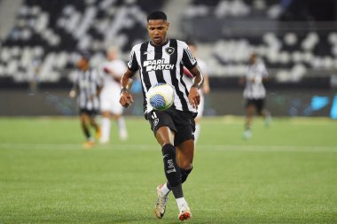 Rio de Janeiro, Brezilya, 18 Nisan 2024. Brezilya şampiyonası için Botafogo x Atltico-GO arasındaki futbol maçı, Nilton Santos Stadyumu 'nda..