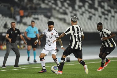 Rio de Janeiro, Brezilya, 2 Mayıs 2024. Botafogo ve Vitoria arasındaki futbol maçı, Copa do Brasil için, Engenhao stadyumunda.