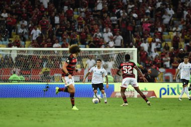 Rio de Janeiro, Brezilya, 13 Haziran 2024. Maracana Stadyumu 'nda Brezilya şampiyonluğu için Flamengo Grmio takımları arasında oynanan futbol maçı..