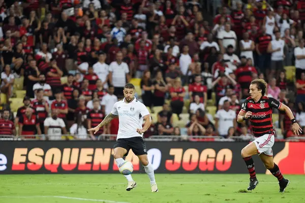 Rio de Janeiro, Brezilya, 13 Haziran 2024. Maracana Stadyumu 'nda Brezilya şampiyonluğu için Flamengo ve Gremio takımları arasındaki futbol maçı..