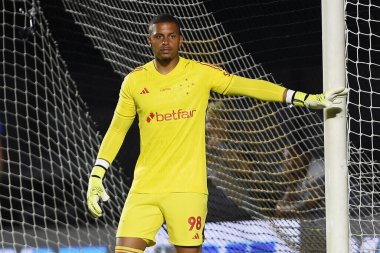 Rio de Janeiro, Brezilya, 16 Haziran 2024. Cruzeiro kalecisi Anderson, Vasco x Cruzeiro takımları arasındaki bir futbol maçı sırasında, Brezilya Şampiyonası için, So Janurio Stadyumu 'nda.