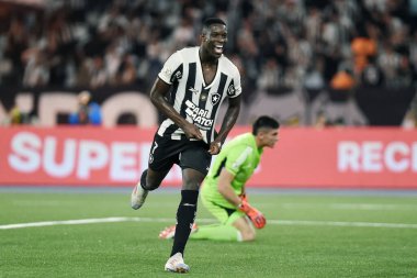 Rio de Janeiro, Brezilya, 21 Temmuz 2024. Botafogo takımından futbolcu Luiz Henrique, 2024 Brezilya Şampiyonası 'nda Nilton Santos Stadyumu' nda oynanan Internacional maçında golünü kutluyor..