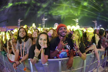 Rio de Janeiro, 3 Ekim 2019. Rio 'daki Rock Festivali sırasında Rio de Janeiro' da hayranlar ve izleyiciler.