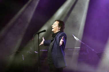 Rio de Janeiro, Brezilya, 7 Aralık 2024. Şarkıcı Fabio Jr, Rio de Janeiro 'daki Qualystage' daki gösterisinde.