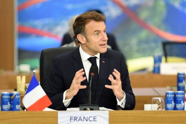 Rio de Janeiro, Brezilya, 19 Kasım 2024, Fransa Cumhurbaşkanı Emmanuel Macron, G20 genel kurulundaki bir toplantıda.