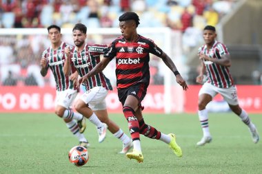 Rio de Janeiro, Brezilya, 8 Şubat 2025. Maracan Stadyumu 'nda Carioca şampiyonluğu için Fluminense ve Flamengo takımları arasındaki futbol maçı..