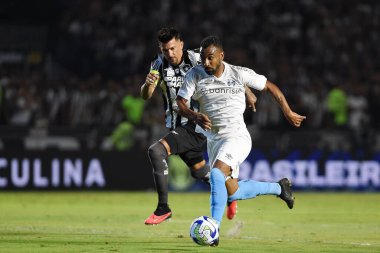 Rio de Janeiro, Brezilya, 16 Kasım 2023 tarihinde Brezilya Sao Januario Stadyumu 'nda Botafogo ve Gremio takımları arasında oynanan maç..