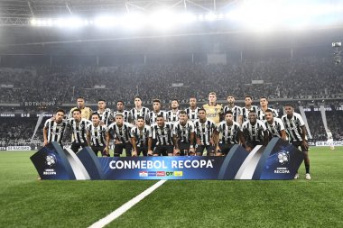 Rio de Janeiro, Brezilya, 28 Şubat 2025. Botafogo ile Racing du Racing arasındaki futbol maçı Recopa 2025 finalinde, Nlton Santos Stadyumu 'nda. ...