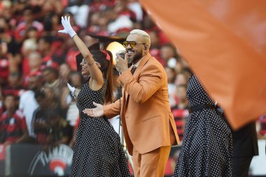 Rio de Janeiro, Brezilya, 27 Nisan 2025. Şarkıcı Belo, Maracana Stadyumu 'ndaki konserinde.