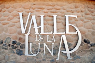 San Pedro de Atacama, Şili, 13 Aralık 2024. Ay Vadisi. Atacama Çölü 'nü keşfeden turistler.