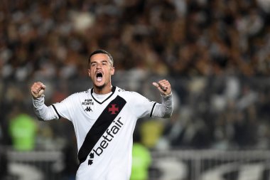 Rio de Janeiro, Brazil, August 7, 2025. Soccer player Philippe Coutinho from the Vasco team, during the Vasco vs Bahia match, valid for the Brazilian Cup, at the Sao Januario stadium.