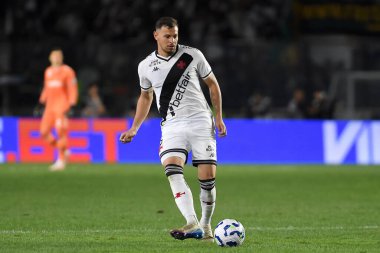 Rio de Janeiro, Brazil, August 7, 2025. Soccer player Hugo Moura from the Vasco team, during the Vasco vs Bahia match, valid for the Brazilian Cup, at the So Janurio stadium.
