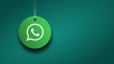 Whatsapp afiş şablonu. İçinde Whatsapp logosu olan yuvarlak etiket. İletişim bilgileriniz için kopyalama alanı tasarlayın. Zımbırtı numaramızdan bize ulaşın. Rosario, Arjantin - 19 Ekim 2023.