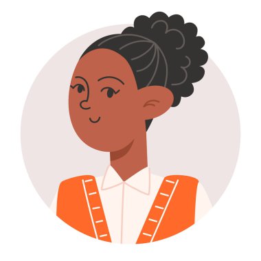 Profil Fotoğrafı İçin Siyah Kıvırcık Saçlı Genç Afrikalı Kadın Portresi