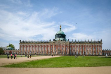 Potsdam, Almanya - 1 Mayıs 2023: New Palace, Neues Palais, Sanssouci Park, Potsdam, Almanya. Yüksek kalite fotoğraf
