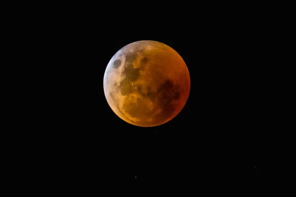 Eclipse Total Comienza Medida Que Luna Llena Mueve Hacia Sombra — Foto de Stock