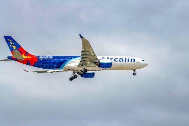 Airbus A330-941 Air Caledonie Uluslararası F-ONEO uçağı Sydney, NSW, Avustralya 'ya indi. 2 Nisan 2022 'de çekildi..