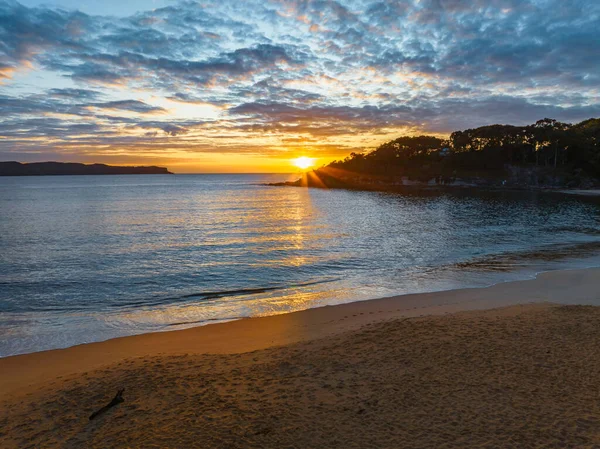 Nascer Sol Mar Nuvens Pearl Beach Costa Central Nsw Austrália — Fotografia de Stock