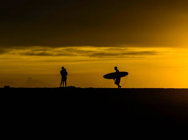 Sunrise Seaside People Silhouettes Terrigal Lagoon Beach Central Coast Nsw — Foto Stock