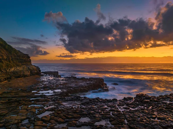 Sunrise Seascape Clouds North Avoca Central Coast Nsw Australia — Foto de Stock