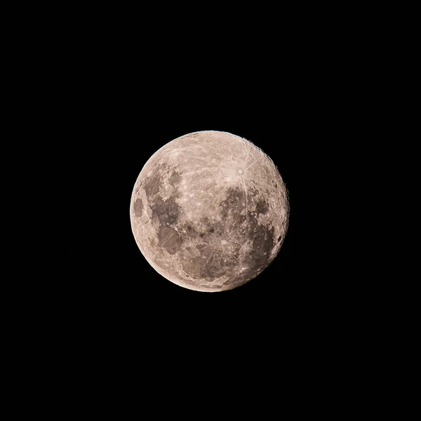 위성인 지구달은 보름달이 상공에서 수있는 영구적 위성이다 이미지 Hdr Merge — 스톡 사진