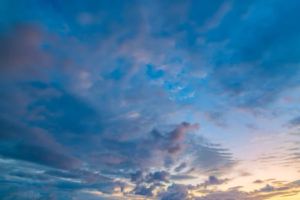 Wschód Słońca Chmurami Deszczu Basenem Morskim Macmasters Beach Central Coast — Zdjęcie stockowe