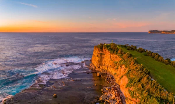 Aerial Sunrise Sea Cape Skillion Terrigal Nsw Australia Imágenes De Stock Sin Royalties Gratis