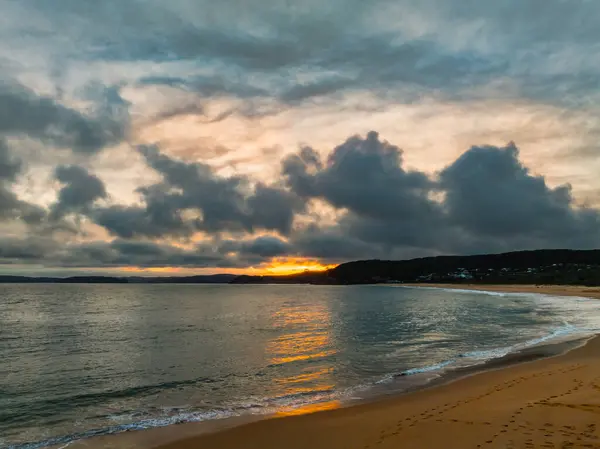 stock image Sunset with high cloud at Putty Beach on the Central Coast, NSW, Australia.