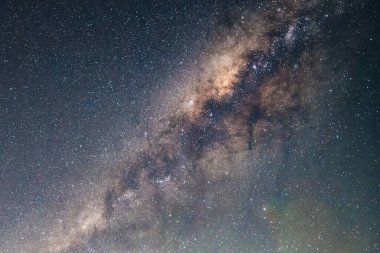 NSW, Avustralya 'nın merkez kıyısındaki Patonga' dan yıldızlar ve Samanyolu.