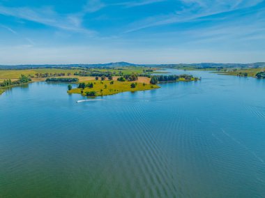 Carcoar Barajı, kırsal bölge, Carcoar, Orta Batı, NSW, Avustralya üzerine gündüz manzarası gibi.