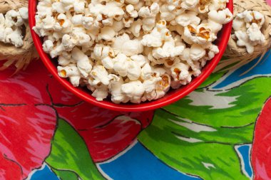 Bir kase patlamış mısır - Brezilya Haziran partisi